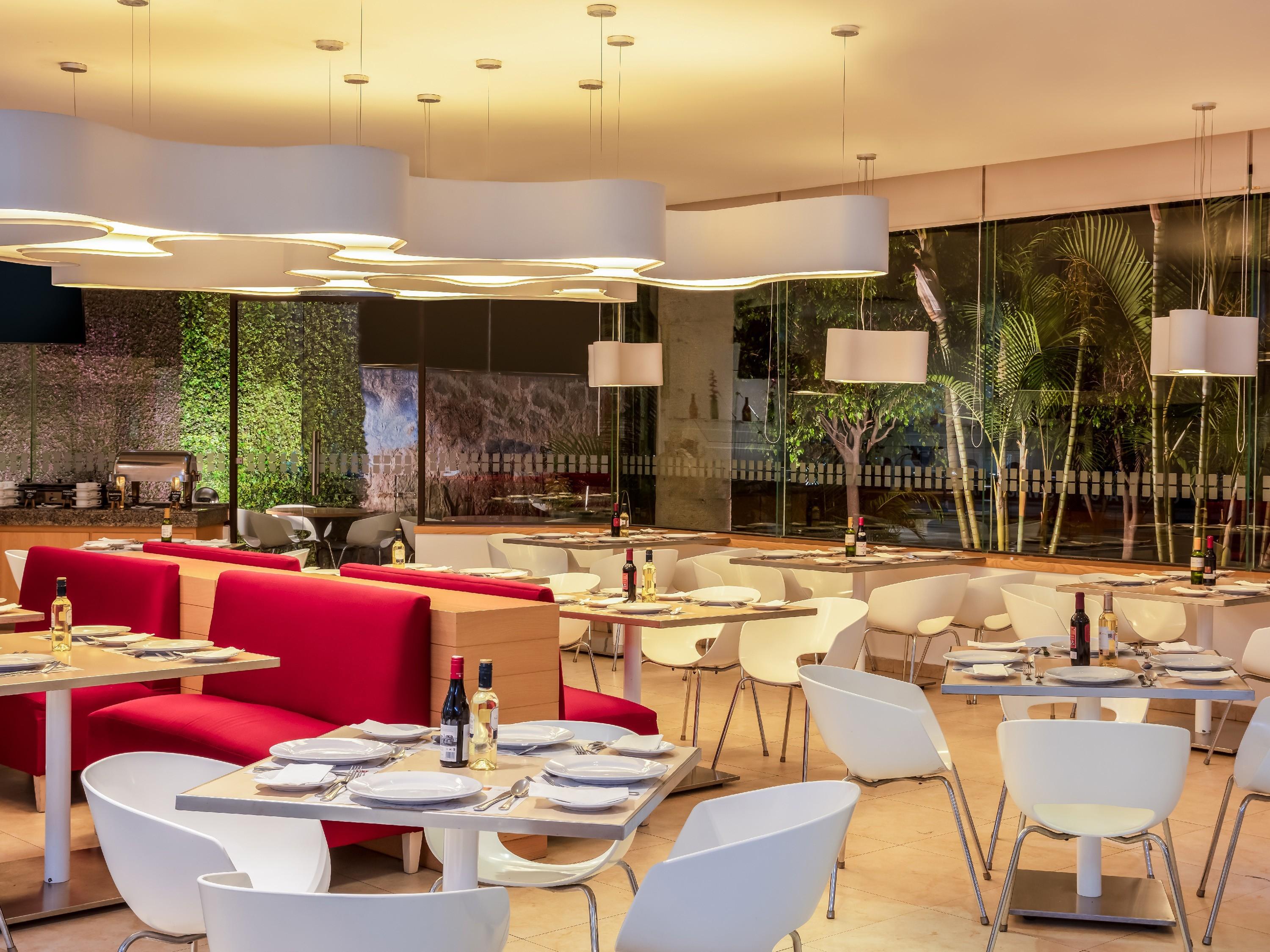 Fiesta Inn Guadalajara Aeropuerto Las Pintas Exteriér fotografie