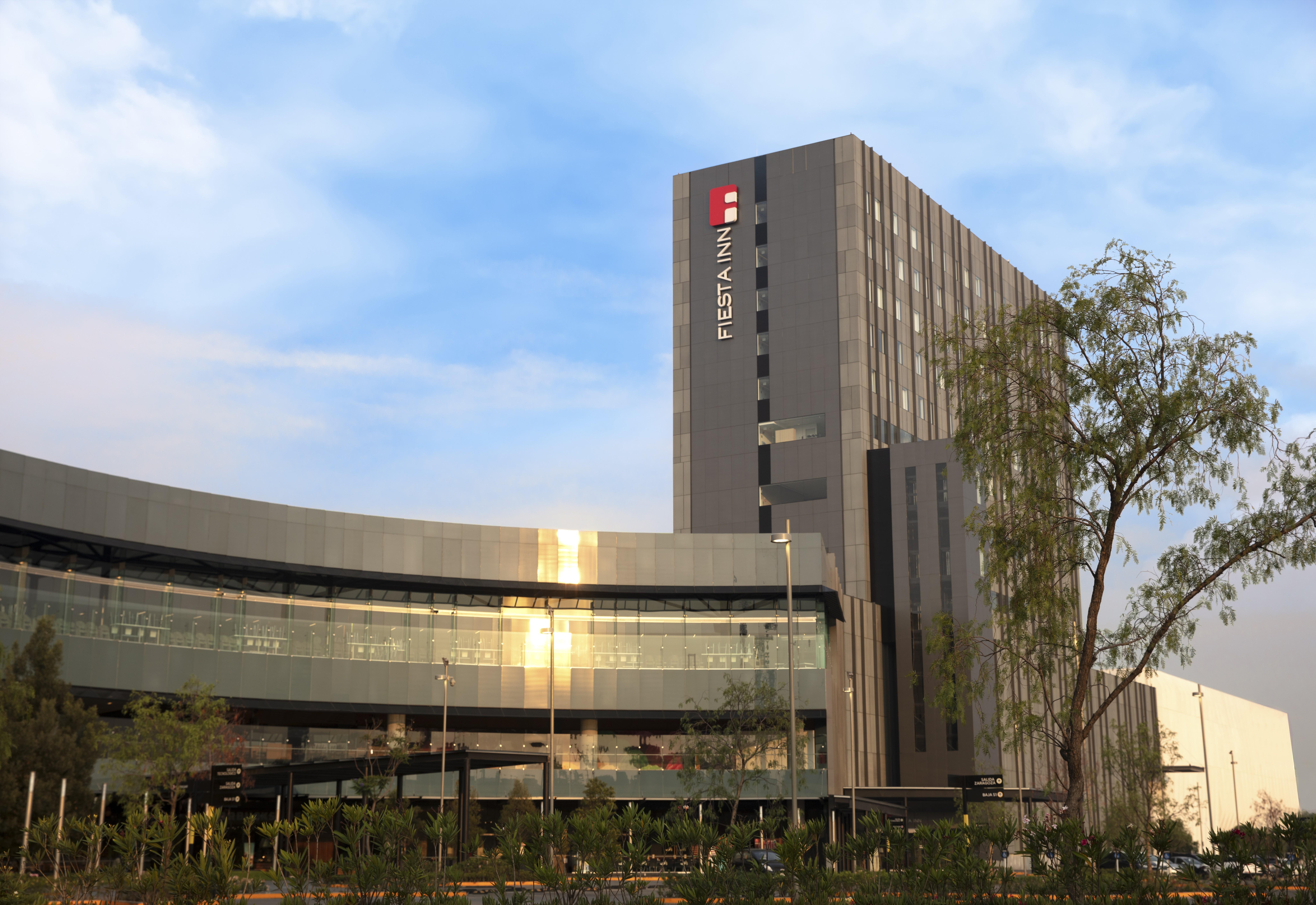 Fiesta Inn Guadalajara Aeropuerto Las Pintas Exteriér fotografie